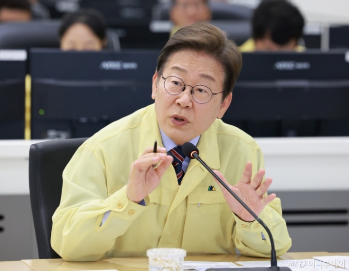 벌써 9일째…이재명 대통령 '파랑+빨강' 넥타이의 메시지는?