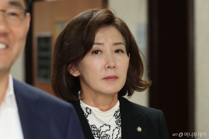 나경원 "李대통령, 나토 정상회의 참석해야…'셰셰' 대중관, 고립 자초"