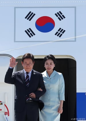 취임 후 첫 외교무대 서는 李 대통령 "상호 호혜적 결과 내야···정상외교 더 강화할 것"