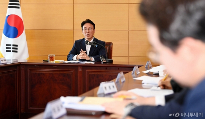 김민석 "장마·폭염으로 취약계층 더 고통받지 않게 미리 점검해야"