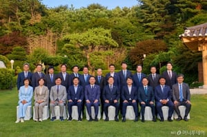 문진석 "송미령 유임 우려에…李 '우리끼리만 하면 국민이 좋게 안 봐'"