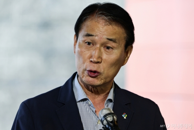 권오을 보훈장관 후보 "국가 위한 희생엔 3대까지 보훈 혜택"