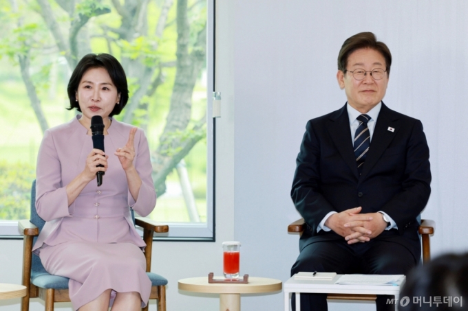 '유학 대신 결혼' 김혜경 여사에 李대통령이 한 말…조수미도 '빵 '터졌다