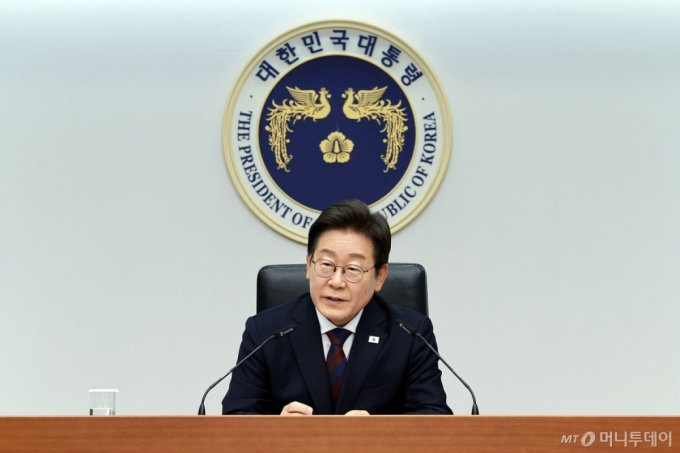 "대출규제 맛보기 불과" 이재명 대통령, 참모진 회의서 '증시 밸류업' 강조