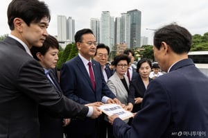 국힘 "지금 와서 특활비 증액" 항의에…정무수석 "죄송하게 생각"