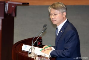 민형배 "찐명 정청래·박찬대 세게 부딪혀…주류·비주류 나뉠까 걱정"