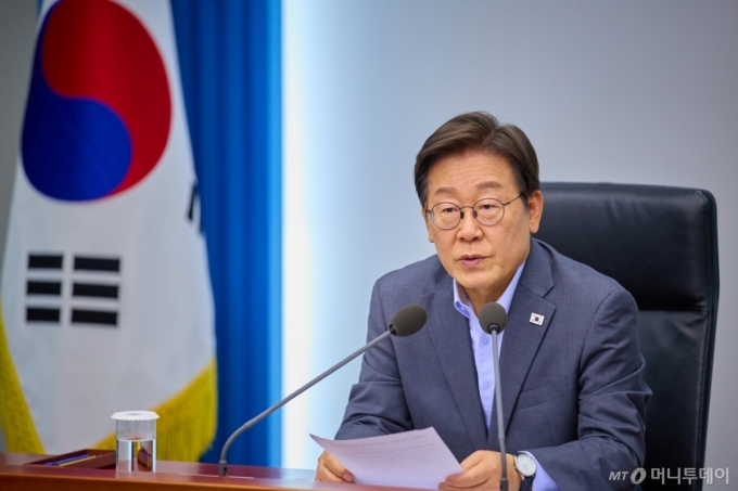 이재명 대통령, 취임 후 첫 NSC 회의···"남북관계 복원 위해 노력해야"