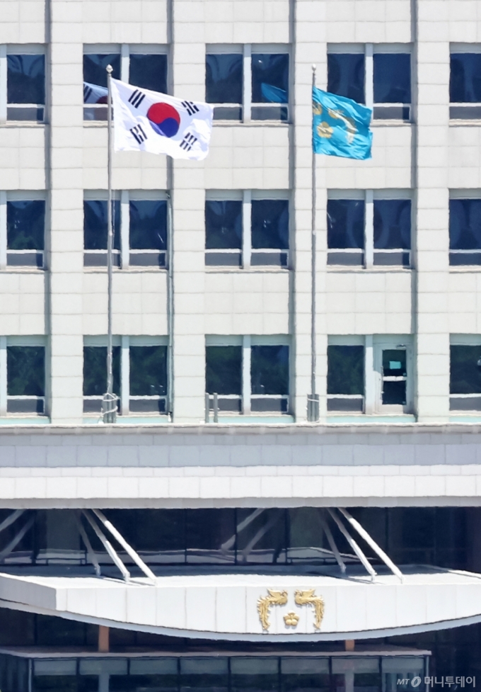 대통령실, 내년 최저임금 1만320원에 "노사 합의 결정, 최대한 존중"