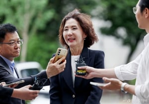 與, 이진숙·강선우 논란에 "치명적 문제 아냐…청문회서 입장 들어볼 것"