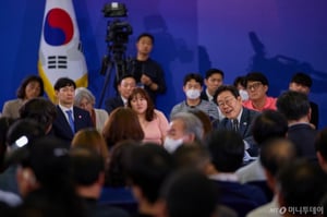 [속보]이재명 대통령 18일 부산 '타운홀미팅'…참여자, SNS로 공개모집