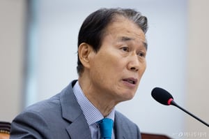 권오을 "대한민국 시작은 1919년…김형석 관장 임명 과정 살펴보겠다"