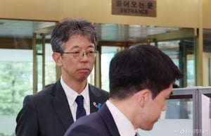"독도는 일본땅" 日 억지 방위백서에…정부, 日 대사관 관계자 초치