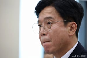 김영훈 고용장관 후보자, '대북관' 논쟁 끝에 청문회장 떠난 국민의힘