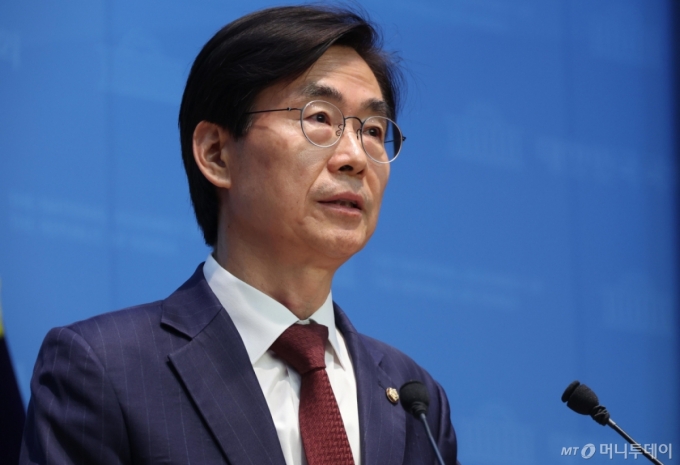 국민의힘 최다선 조경태, 당대표 출마…"최소한 의원 45명 청산해야"