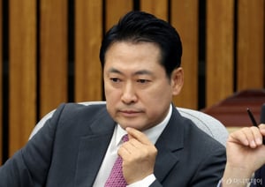 [속보]국민의힘 장동혁, 당대표 출마 선언 "보수의 새로운 길 만들 것"