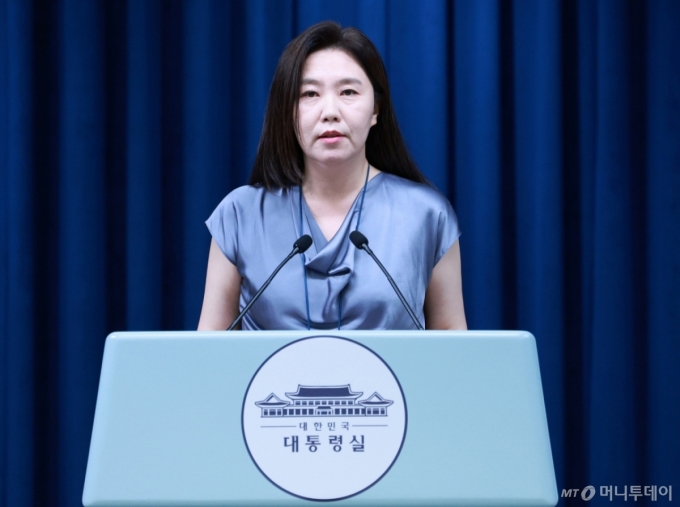 이재명 대통령, 스웨덴 총리와 첫 정상 통화···"빠른 시일 내 만나길"