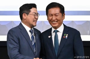 이재명 대통령과 관계는?...정청래 "운명공동체" 박찬대 "시멘트와 물"