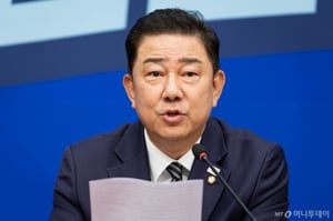 김병기 "한미 관세협상 분투 중인데… 국힘, 총질에만 바빠"