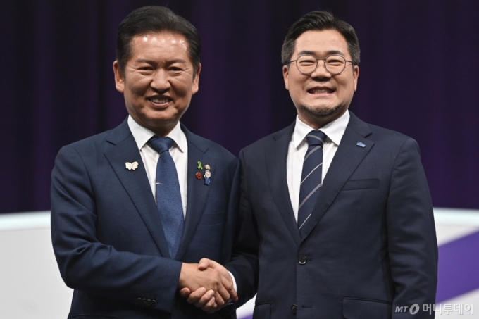 정청래·박찬대 "野 개혁 반대 시 표결로"…조국 사면엔 '답변 유보'