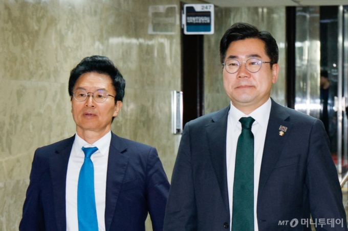 정진욱, 정청래 '호남 최고위 불참' 지적에 "아내와 4년 만의 여행 중"