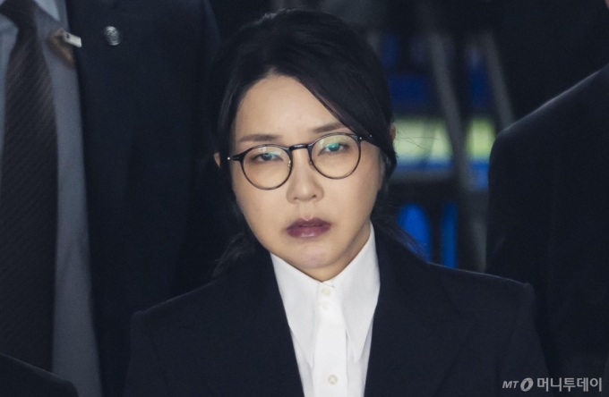 윤석열·김건희 동시 구속 갈림길에…두 쪽난 국민의힘, 노선 갈등 격화