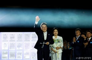 "저와 보실 분···" 이재명 대통령, 영화 '독립군' 관람 깜짝 제안