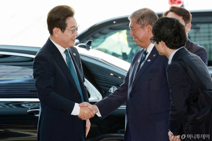 [속보]이재명 대통령·이시바 총리, 소인수회담 종료