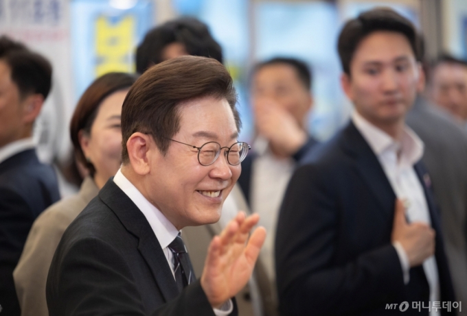 이재명 대통령, 역대 세번째 높은 '100일' 지지율…60%대 회복 비결은