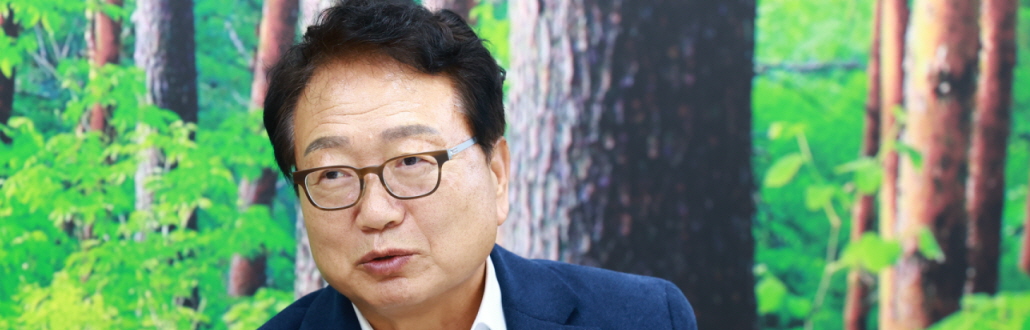 ¡°K-¿¡³ÊÁö ¸®´õ µµ½Ã·Î µµ¾à¡±¡¦¼Õº´º¹ ±º¼ö°¡ ±×¸®´Â ¡®¿ïÁøÇü ¼ºÀå Àü·«¡¯