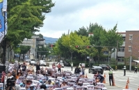 “에너지 식민화” vs “RE100 기업 유치”