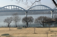 전통시장 앞 모두의 파크골프장…충북 충주, 충주호 파크골프장