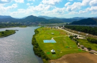 "보기면 어때? 동해가 손에 잡히는데"…경북 울진군, '울진파크골프장'