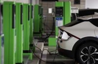 고유가에 전기차 수요 급증…지자체 보조금 조기 소진