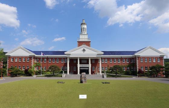 계명대학교 행소관(본관) 전경./사진제공=계명대