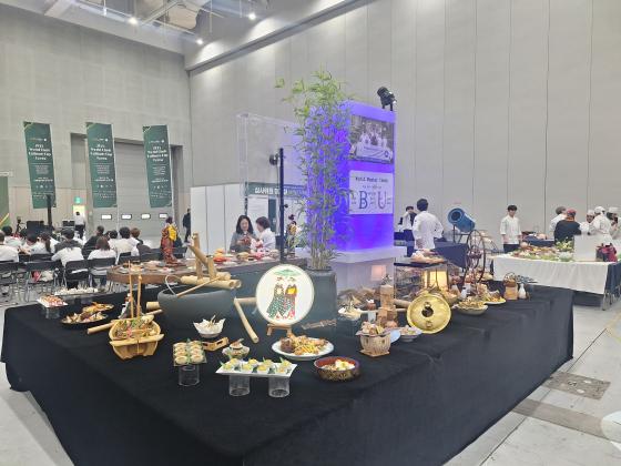  K-Ǫ '12ȸ  øʸ ڸ 丮濬ȸ'  丮./=