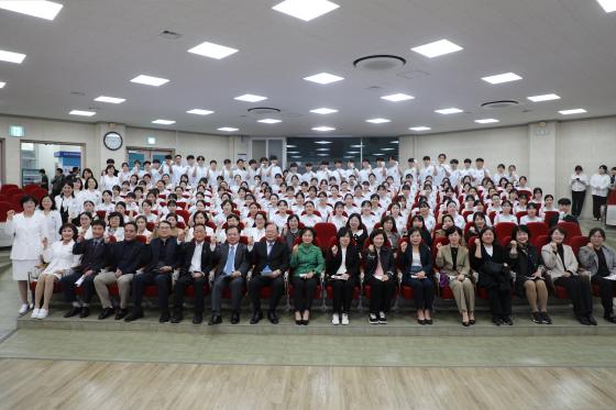 '14ȸ ð '  Ϻǰд ܺ Կϰ ִ./=Ϻǰд