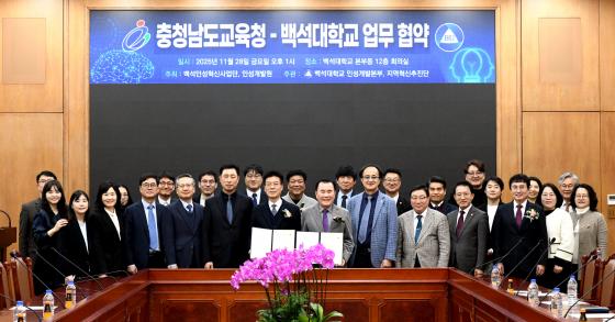 鼮 ûû ڵ   Կϰ ִ./=鼮