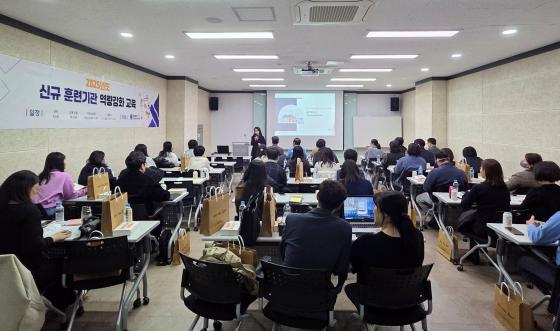 ѱ ɷ½ɻ򰡿  1 λ꿪 'ű Ʒñ  ȭ ' ǽߴ./=ѱ