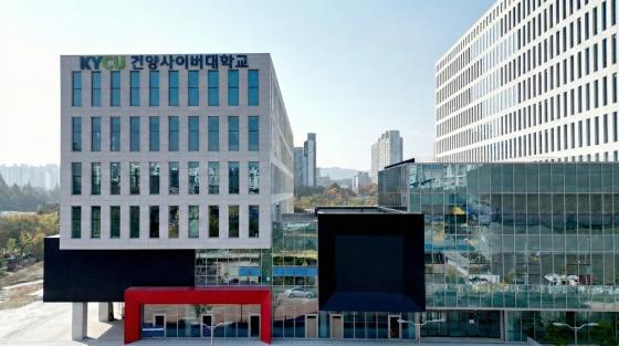 �Ǿ���̹����б� ���౳�� ����./��������=�Ǿ���̹���