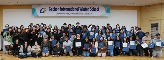 '��õ�����ܿ��б�' ����Ŀ� ������ ��õ��� �ؿ� ���� ���л����� ����Կ��ϰ� �ִ�./��������=��õ��