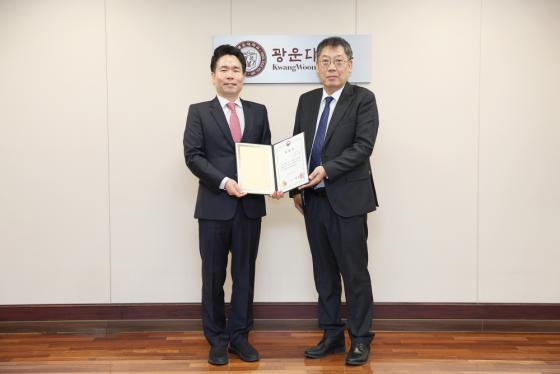 ����ȣ ����� ���������� ����(����)�� ������ ������ �û�� �� ����Կ��ϰ� �ִ�./��������=�����