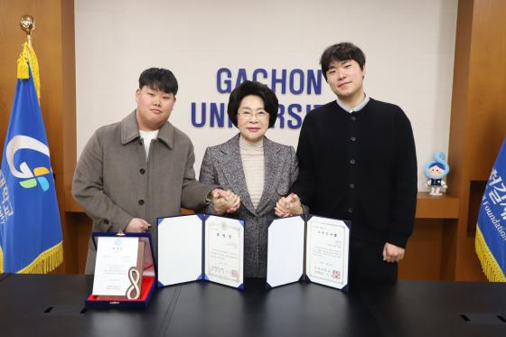 �̱濩 ��õ�� ����(���)�� �輺�� �����а� �л�(������), �赿�� �ѱ���а� �������� ����Կ��ϰ� �ִ�./��������=��õ��