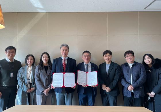 ���ο��� ��ȸ�����а��� �������ջ�ȸ������ �����ڵ��� ���� �� ����Կ��ϰ� �ִ�./��������=���ο���