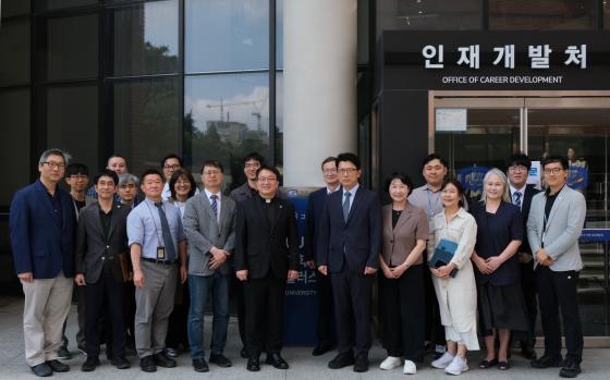 ���縯�� �������ڸ��÷������� ���ǽĿ� ������ ���縯��� �뵿�� ��õ��û �����ڵ�./��������=���縯��