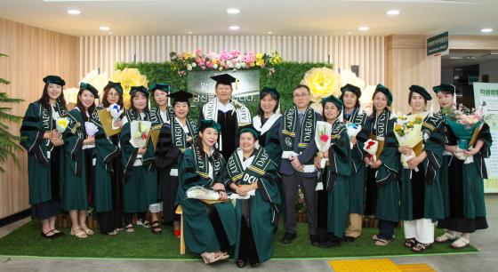 �̱ٿ� �뱸���̹��� ����(���� ���� 7��°)�� ��������� ����Կ��ϰ� �ִ�./��������=�뱸���̹���