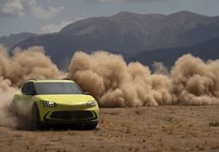 '우즈車' 반도체 넘었다..<br>현대차·기아, 제네시스 타고 美친 독주