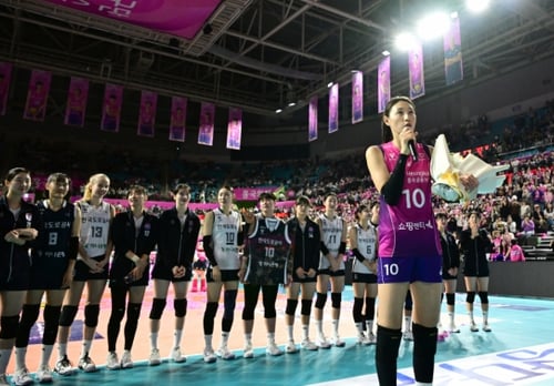 &quot;도로공사가 처음이에요&quot; 김연경도 고마웠다, 7연승 실패에도 한마음