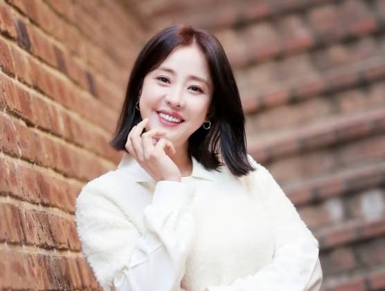 '이혼 후회' 박은혜, 새 사랑 찾는다..돌싱 최초 '오만추' 출연