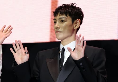 탑 꺼내 준 황동혁 감독 &quot;최승현, 부담스러울 정도로 고맙다고..잘 되길&quot; [인터뷰]